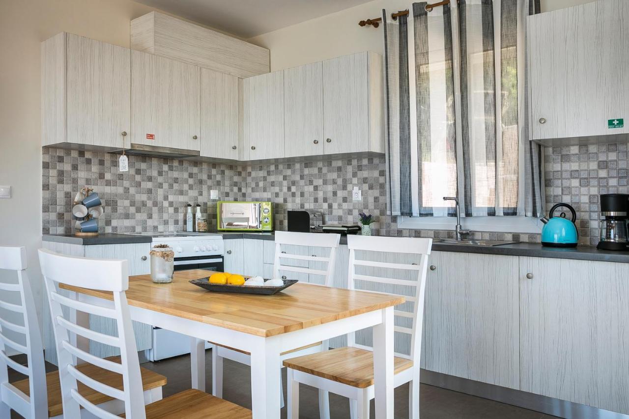 Villa Seabreeze Миния Экстерьер фото